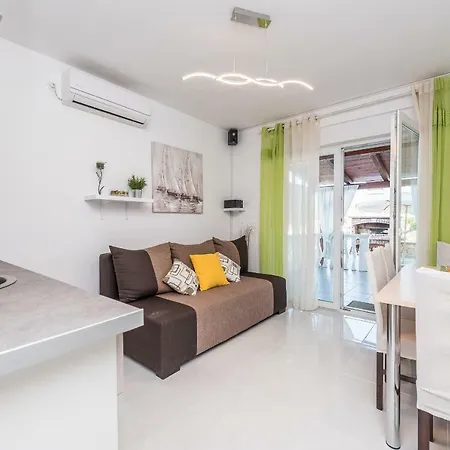 Apartment Holzinger